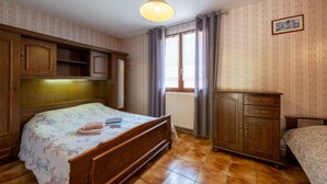 1 bedroom, WiFi - Apartment 'La Petite Caille - 5' with Wi-Fi (Plombières-les-Bains)