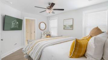 House, Multiple Beds (Southern Charming New Home-Mins to Be) | 4 bedrooms