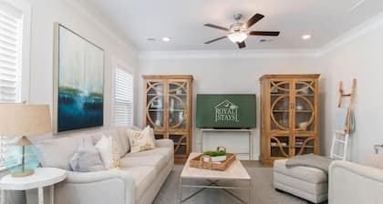 Southern Charming New Home-mins to Beach & DT