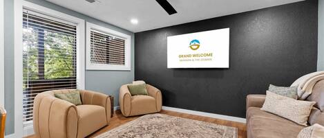 Condo, 1 King Bed with Sofa bed, Mountain View (Ozark Skyline Retreat) | Interior