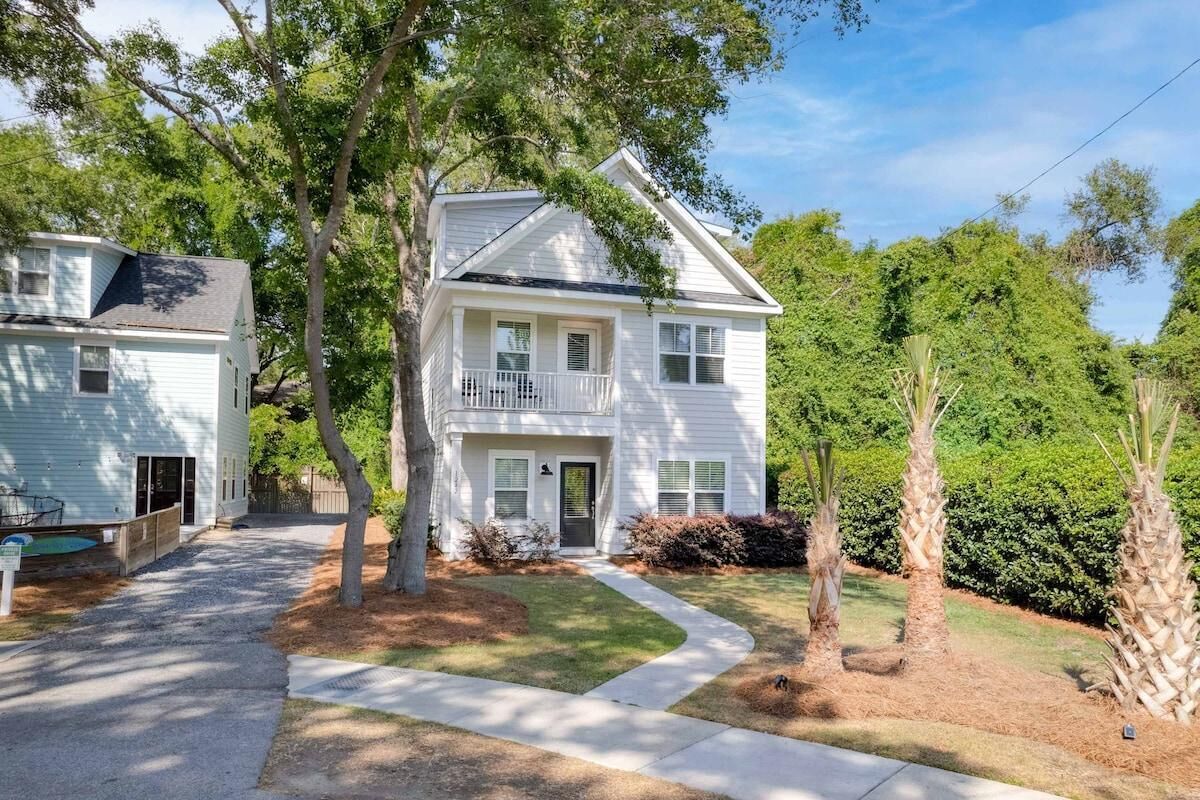 Casa, varias camas (The Cozy Vibes-6 beds-Fenced in Backy) | Exterior