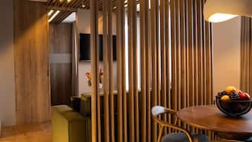 Family Apartment, Balcony | Dining