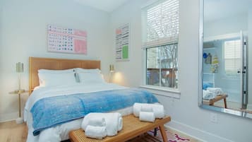 Rumah, Beberapa Tempat Tidur (Happy Ours, Mins to Park Circle, Dtwn) | 4 kamar tidur