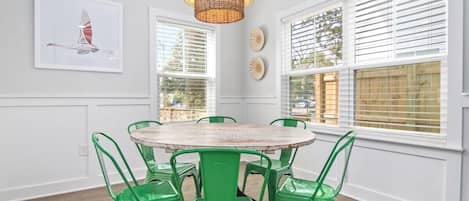 House, Multiple Beds (Ride The Wave, 5 min to Beach, 7 mi) | Dining