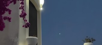 Apartment 'A' with Sea View, Private Terrace and Wi-Fi