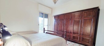 Apartment 'B' with Sea View, Garden, Private Terrace, and Wi-Fi
