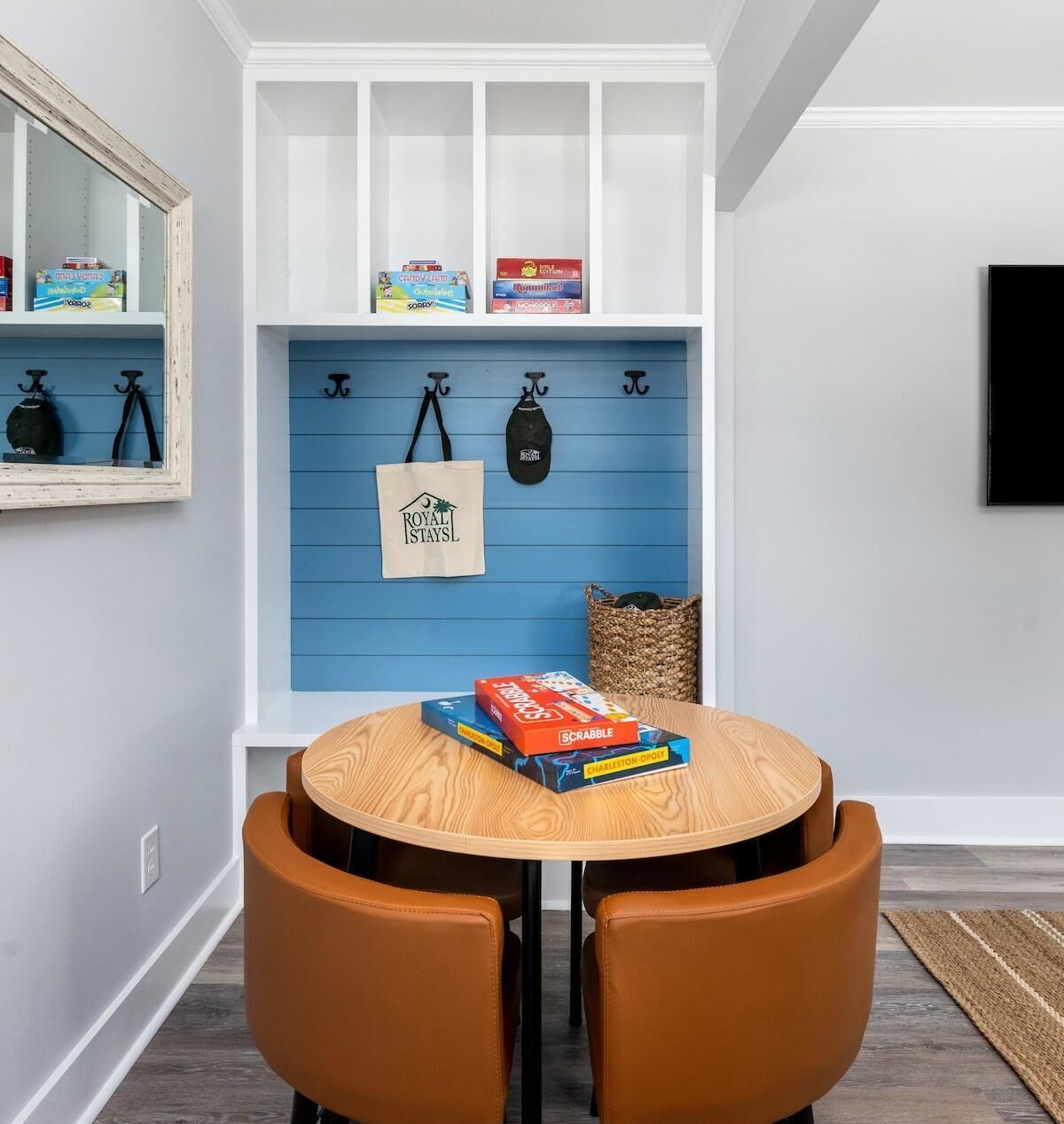 Rumah, Beberapa Tempat Tidur (Palmetto Grove,  Walk to Shem Creek, ) | Ruang permainan