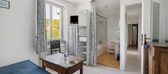 Gentiane Room at Aux berges du Saint Ferréol