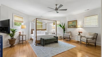 House, Multiple Beds (Chasing Waves | Heated Pool | 3 Min B) | 4 bedrooms