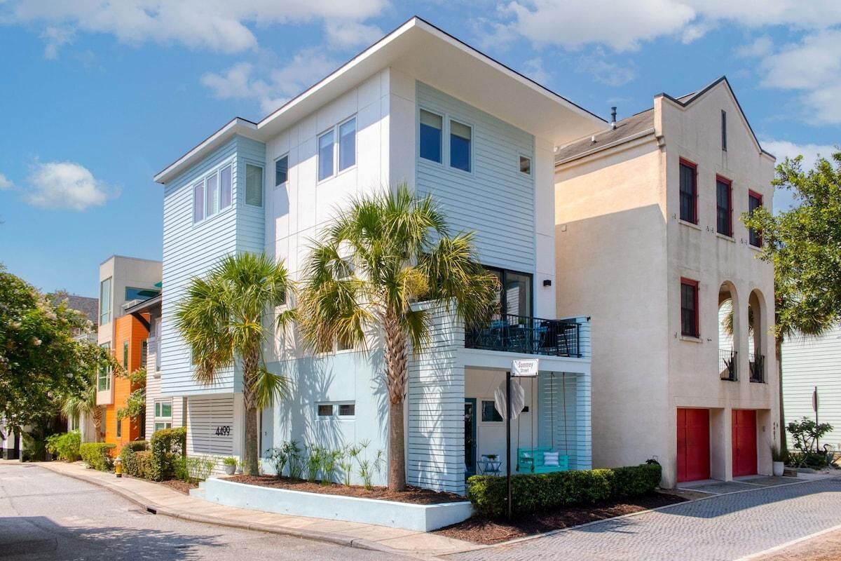 House, Multiple Beds (Happy Stays-In Park Circle-Dtwn-CHS B) | Exterior
