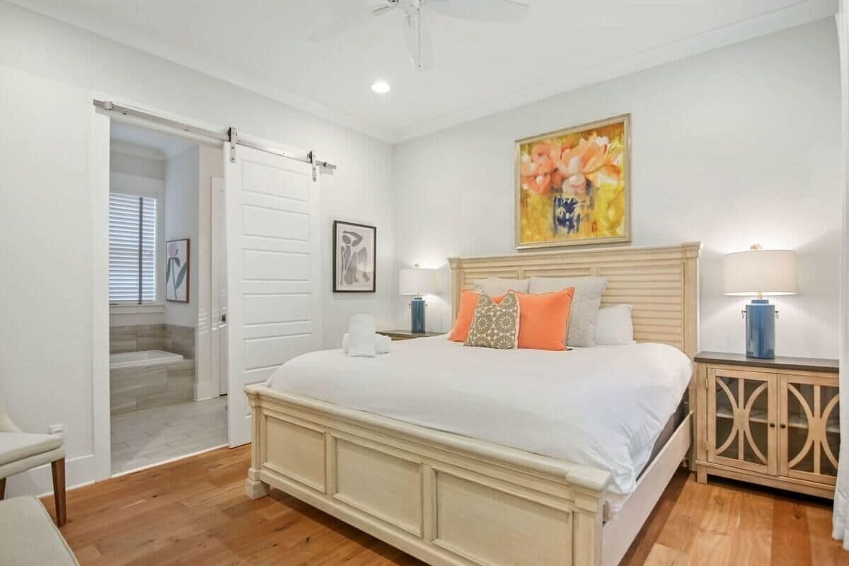 独立别墅, 多张床 (Shem Creek House- 5 Mins to Dtwn & Be) | 4 多间卧室