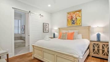 House, Multiple Beds (Shem Creek House- 5 Mins to Dtwn & Be) | 4 bedrooms