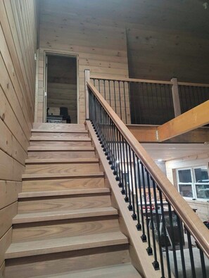 Interior - Breeze & Blue Mountain Cabin:SLEEPS 12,Near CARRABASSETT/SUGARLOAF/HAS VIEWS (Eustis)