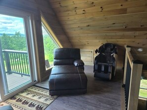 Interior - MAINE MOUNTAIN VIEWS: *NEW* cabin/house SLEEPS 12.Near CARRABASSETT/SUGARLOAF (Eustis)