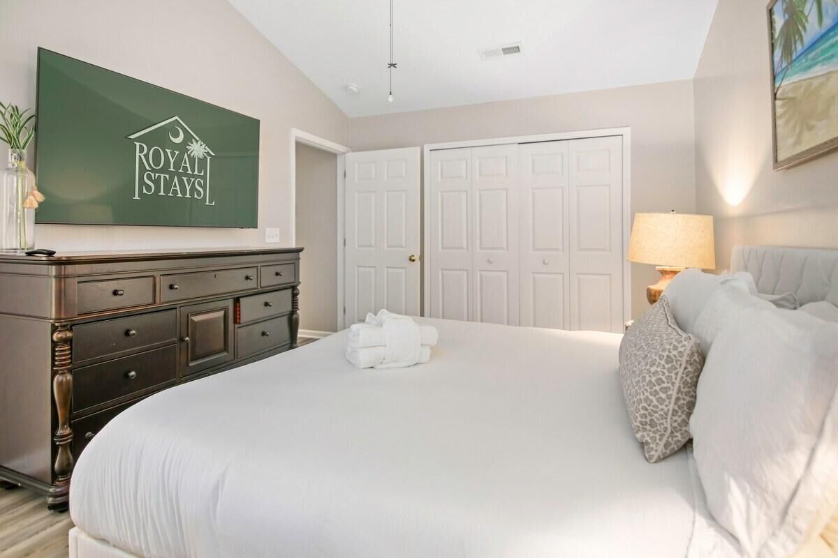 House, Multiple Beds (The Suite  Carolinas) | 2 bedrooms