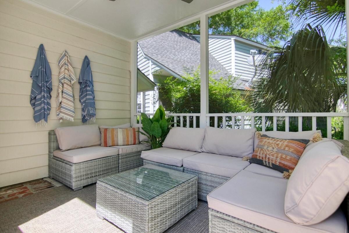 Hus, flere senger (Sawyer's Landing- Mins to Beach & Dtw) | Terrasse/patio