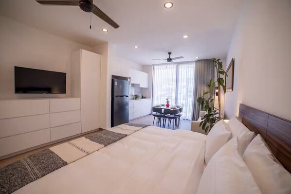 1 dormitorio, tabla de planchar con plancha, wifi gratis y ropa de cama