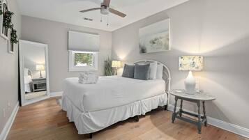 House, Multiple Beds (Coastal Casa-Old Village-5 mins to Be) | 3 bedrooms