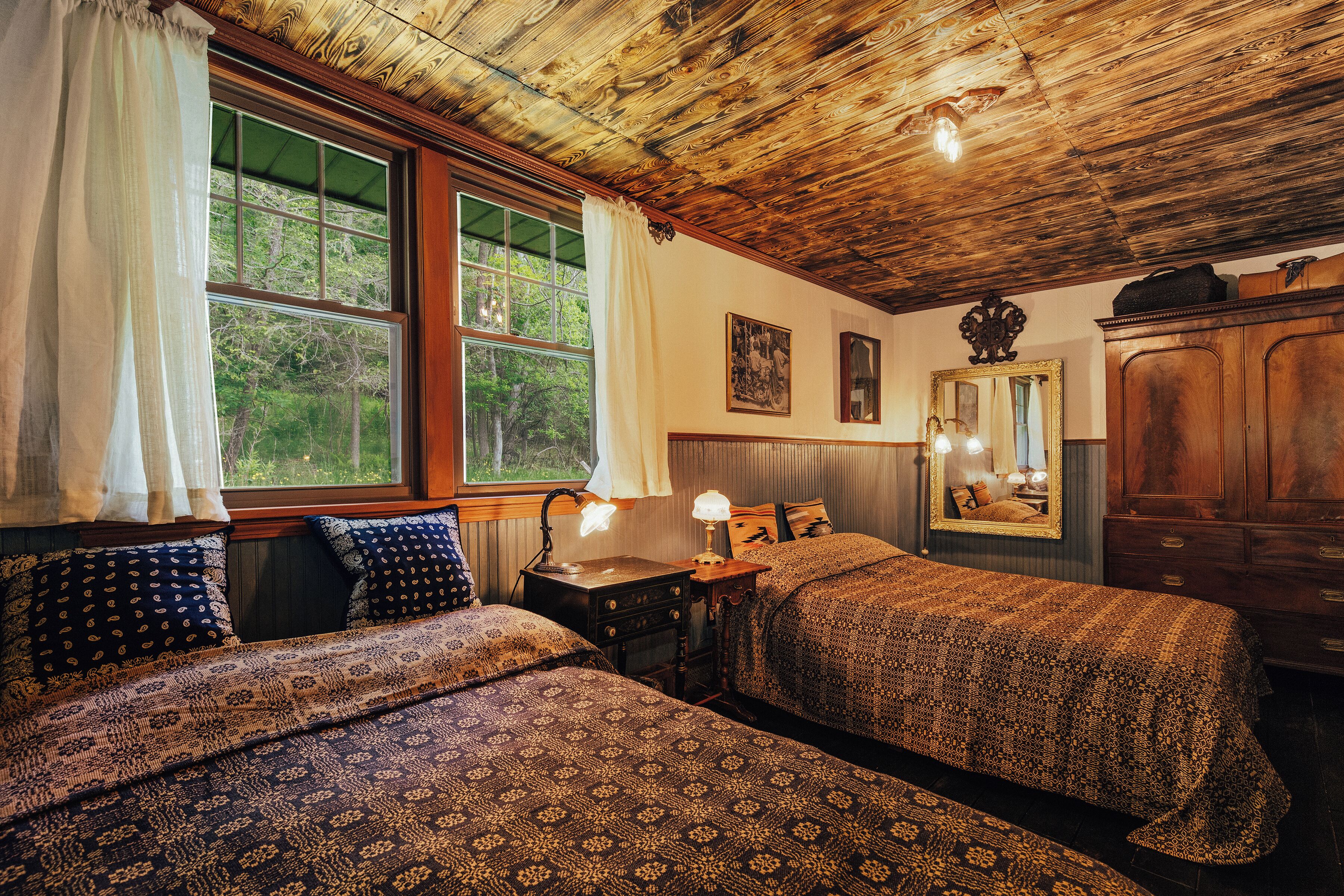 2 bedrooms, desk, free WiFi, bed sheets