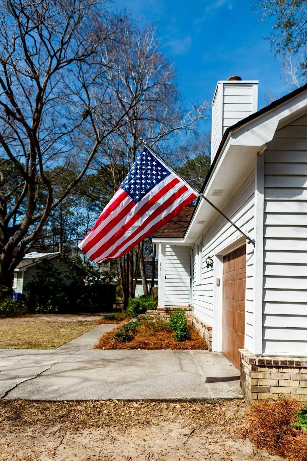 House, Multiple Beds (Southern Serenity, Fenced in Yard, Pe) | Exterior detail