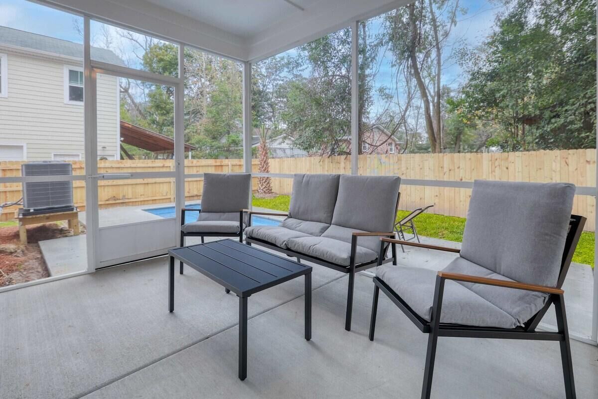 Huis, Meerdere bedden (Candy Cloud- Pool- Park Circle, mins ) | Terras