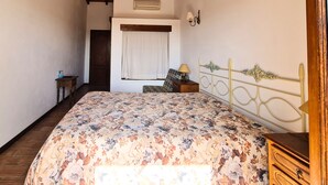 1 chambre, accès Internet, draps fournis