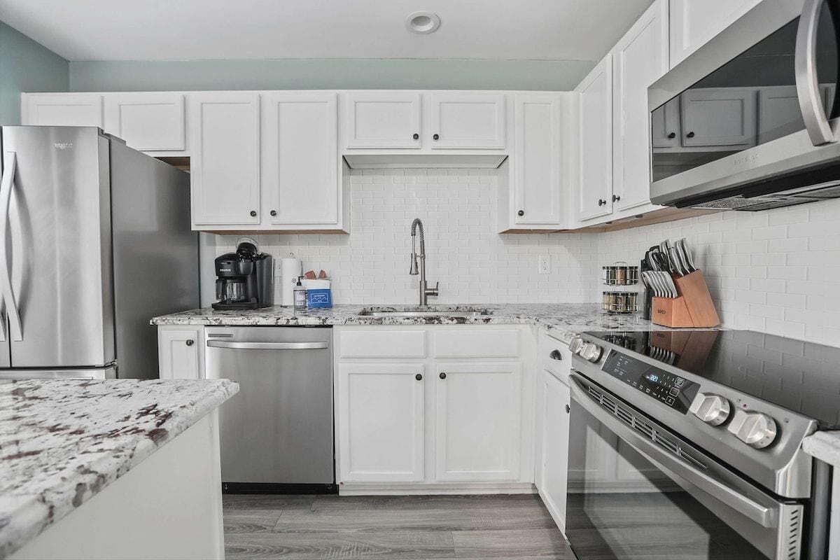 Casa, varias camas (Chucktown Charm- 8 mins to Credit One) | Cocina privada