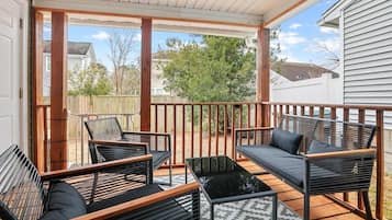 Casa, varias camas (Chucktown Charm- 8 mins to Credit One) | Terraza o patio
