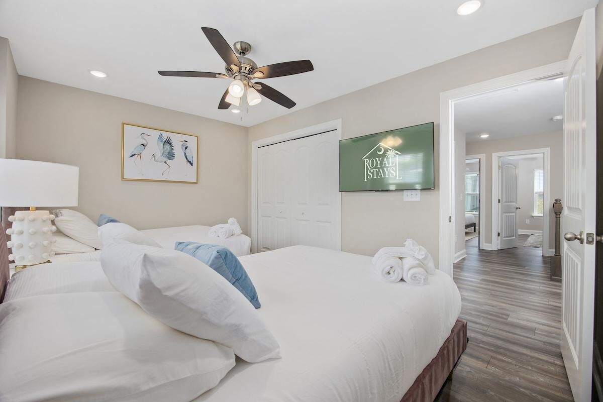 House, Multiple Beds (Capers Blade-Across Beach-Garage) | 5 bedrooms