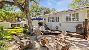 House, Multiple Beds (Palms of Hart- 2 Blocks from Beach, D) | Terrace/patio