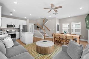 House, Berbilang Katil (Drift Mint-Ocean View-Dog Friendly) | Bahagian dalam