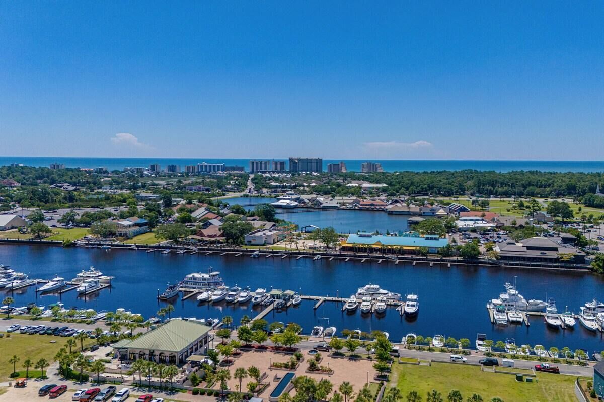 House, Multiple Beds (Myrtle Dunes- Across from Beach, Pet ) | Marina