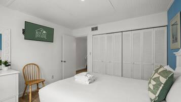 Maison, Plusieurs lits (Myrtle Dunes- Across from Beach, Pet ) | 3 chambres