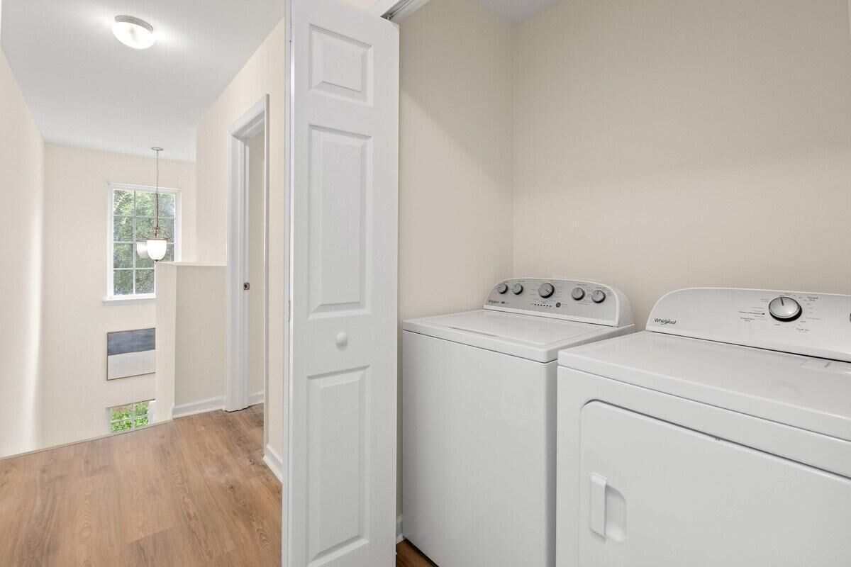 House, Multiple Beds (Queen Kelsey-Mins From Credit One-Pet) | Interior