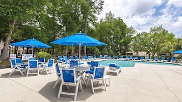 House, Multiple Beds (Queen Kelsey-Mins From Credit One-Pet) | Pool