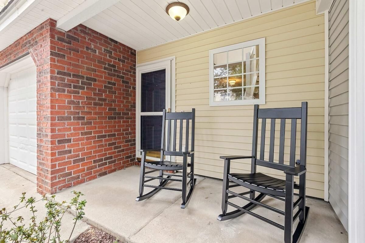 Casa, varias camas (Queen Kelsey-Mins From Credit One-Pet) | Terraza o patio