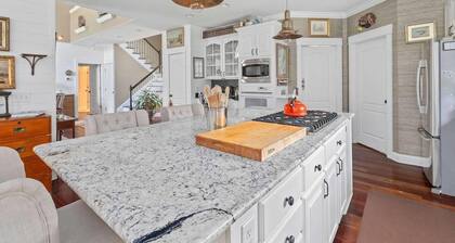 Boview Hall- Pool, Hot Tub-15 Mins to Kiawah