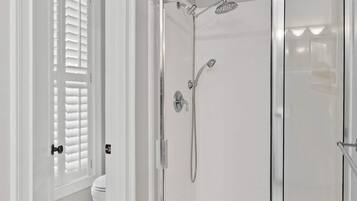 Ferienhaus, Mehrere Betten (Boview Hall- Pool, Hot Tub-15 mins to) | Badezimmer