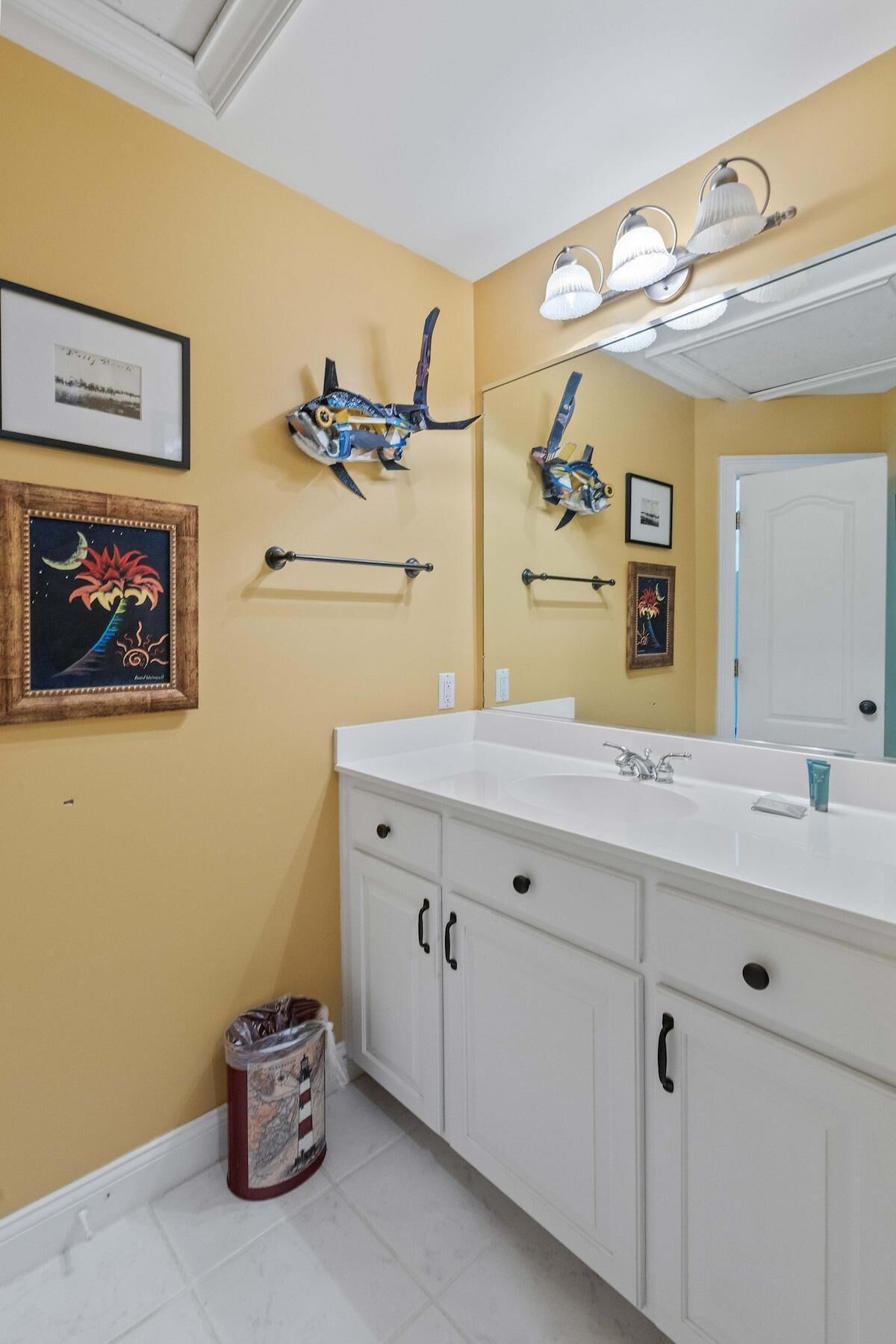 House, Multiple Beds (Boview Hall- Pool, Hot Tub-15 mins to) | Interior