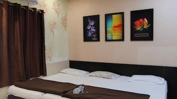 Basic Double Room | Free WiFi
