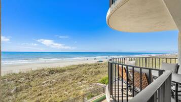 Condo, Plusieurs lits (Beachfront Breeze @ Sea Castle North ) | Terrain de l’hébergement