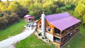 Exterior - Majestic Lodge | Theater & Game Rm, Hocking Hills (Creola)