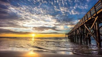 House, Multiple Beds (Shem Shack-Old Village, 5 mins to Bea) | Beach