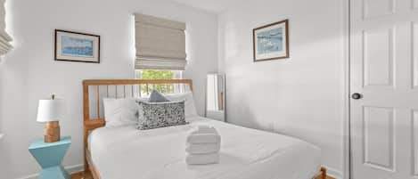 Casa, varias camas (Shem Shack-Old Village, 5 mins to Bea) | 3 habitaciones
