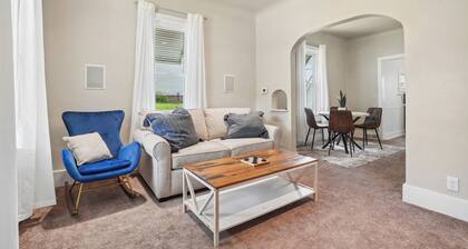 The Wapsi Snug • Cozy Retreat • Sleeps 6