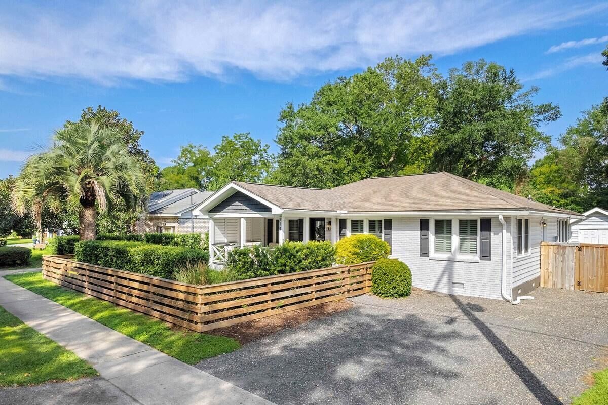 Casa, varias camas (Old Village Palmetto- Pet Friendly) | Exterior