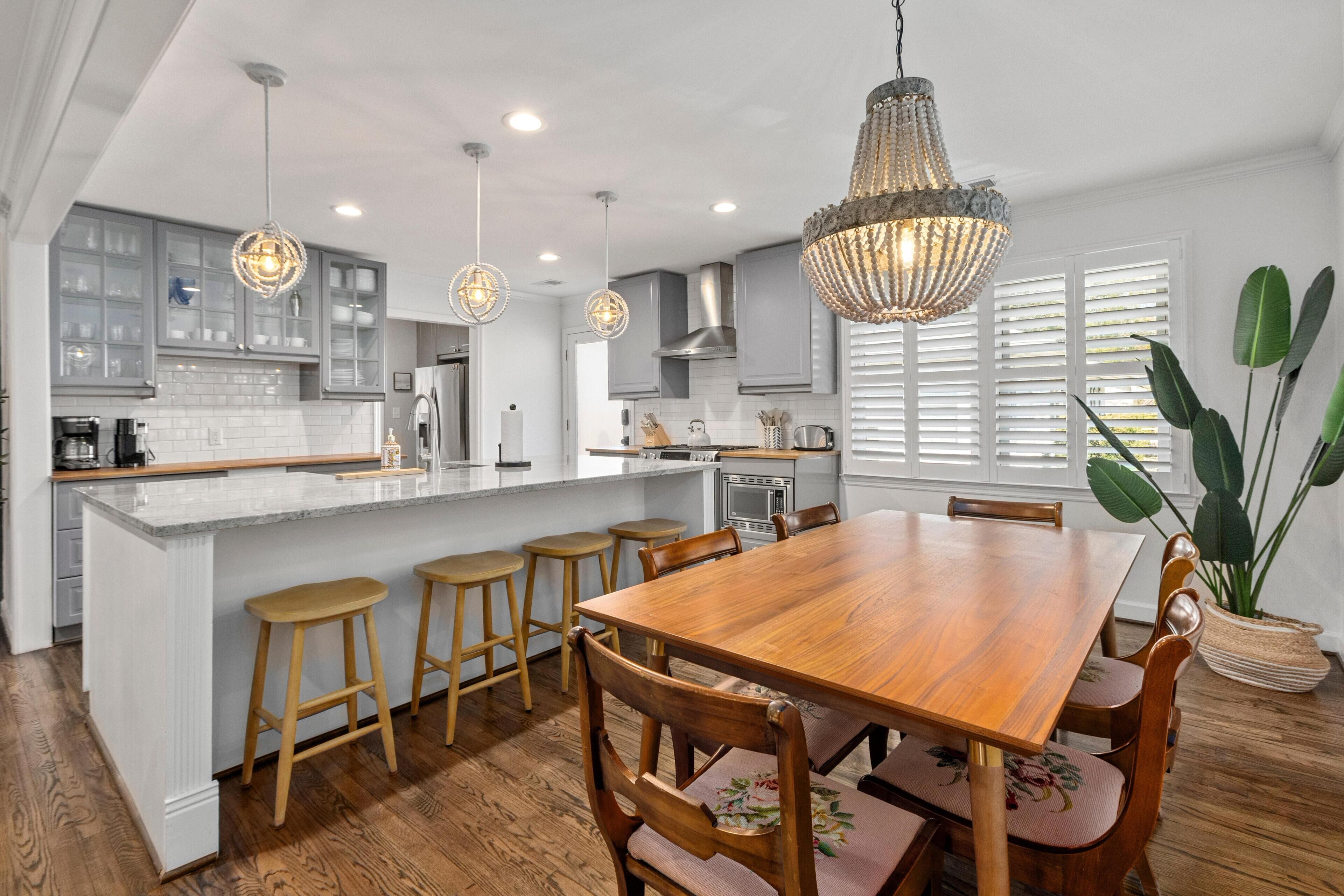 House, Multiple Beds (Old Village Palmetto- Pet Friendly) | Dining
