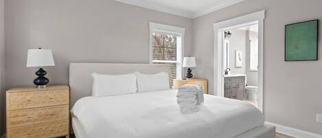 ハウス ベッド (複数台) (Beach Belle- Pet Friendly- Luxury Edi) | 5 室のベッドルーム