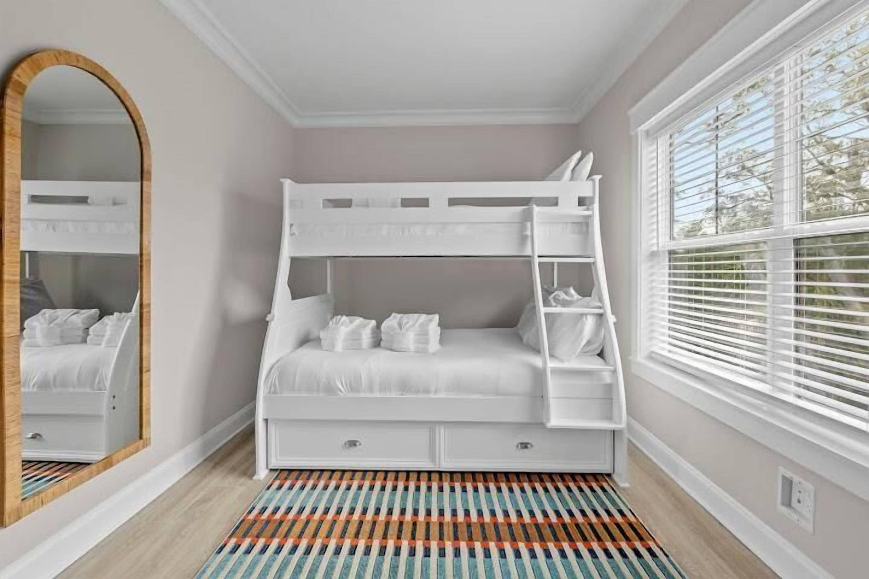 House, Multiple Beds (Beach Belle- Pet Friendly- Luxury Edi)