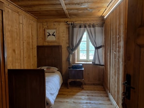 Habitación individual | Wifi gratis y ropa de cama